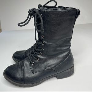 Moto Boots Black Vegan Faux Leather Lace Up Lug Size 6
